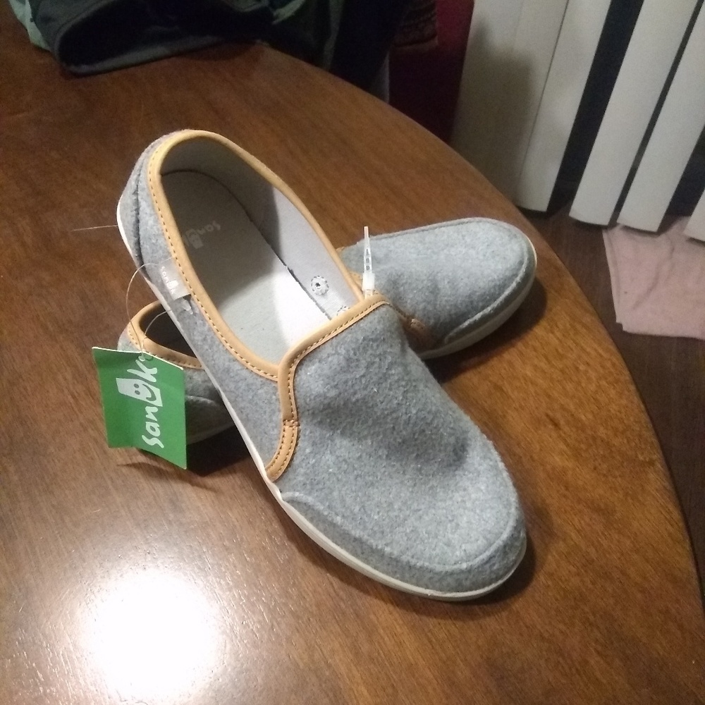 Sanuk Slip-ons